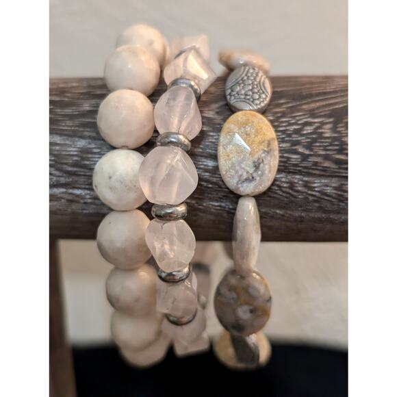 Lot of Three Neutral Stone Bead Stretch Bracelets - Picture 1 of 3